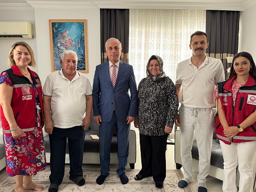 Sayın Kaymakamımız Rahmi KÖSE Gazimiz Ahmet Muhtar DUR ve Ailesini Ziyaret Etti
