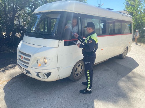 15_04_2024_servis_soforlerine_verilen_egitim
