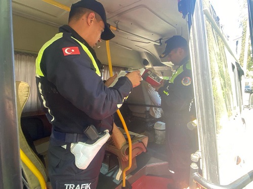15_04_2024_servis_soforlerine_verilen_egitim01